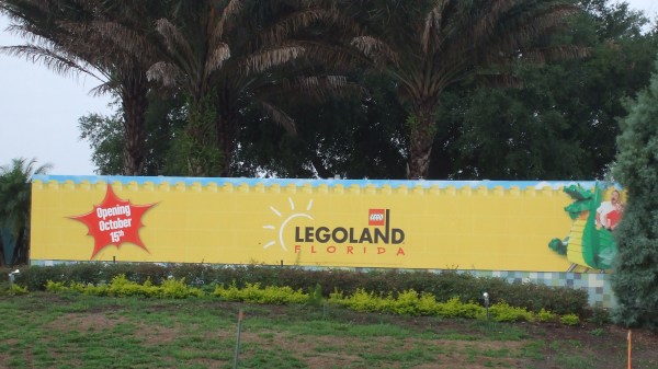 Sign announces the coming Legoland.